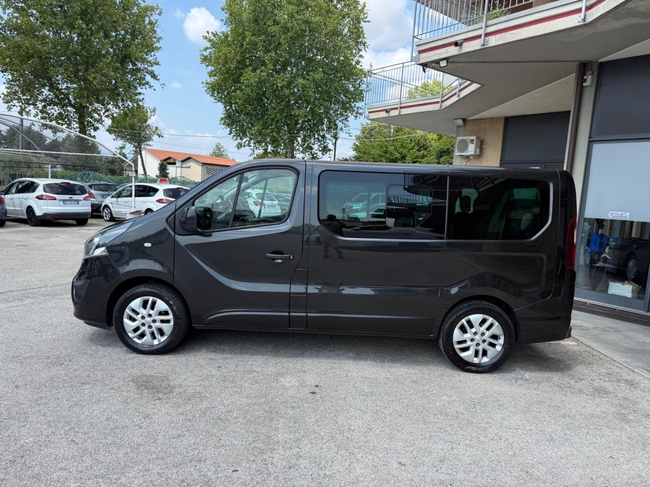 Opel Vivaro 1.6 BiTurbo 145CV - 8 Posti