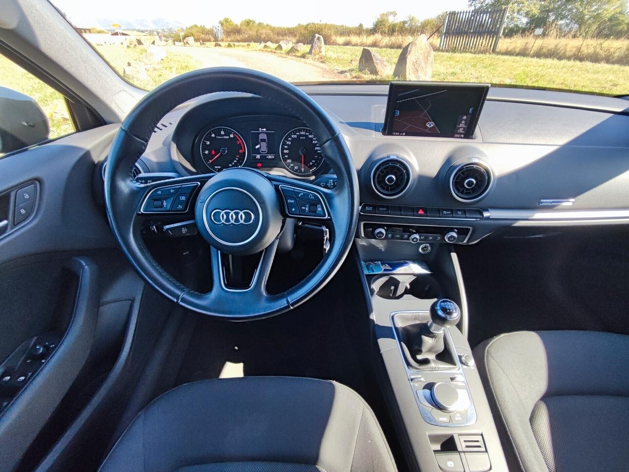 Audi A3 SPB 30 TFSI Business