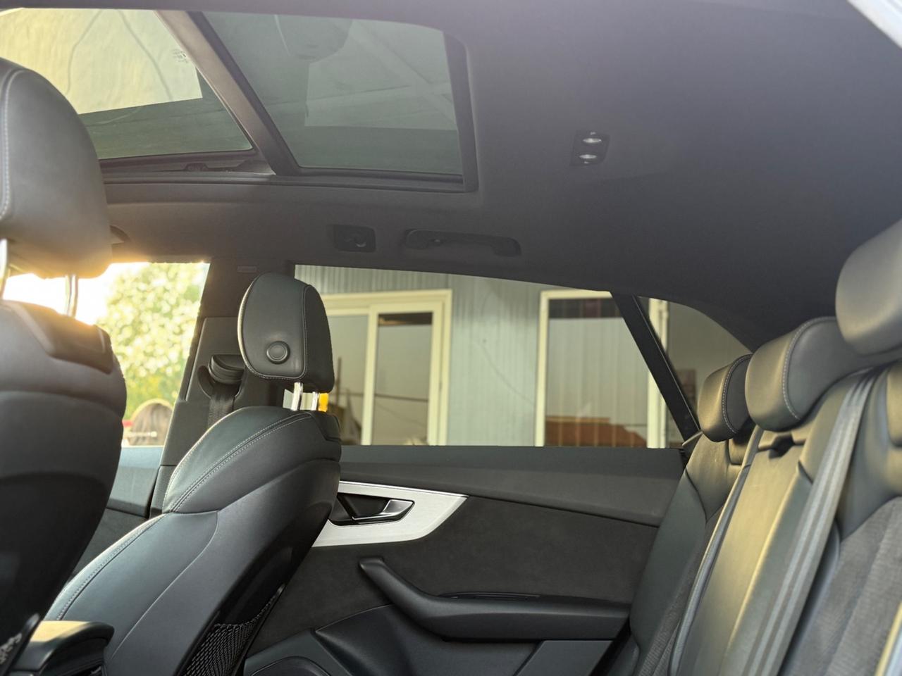 Audi Q8 45 Sline 231 CV NO SUPERBOLLO NUOVA
