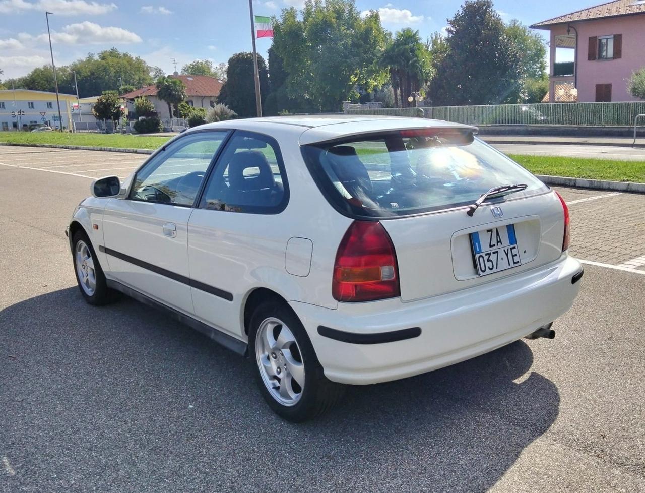 Honda Civic Coupé 1.6 16V V-TEC 160Cv EK4 Limited Edition
