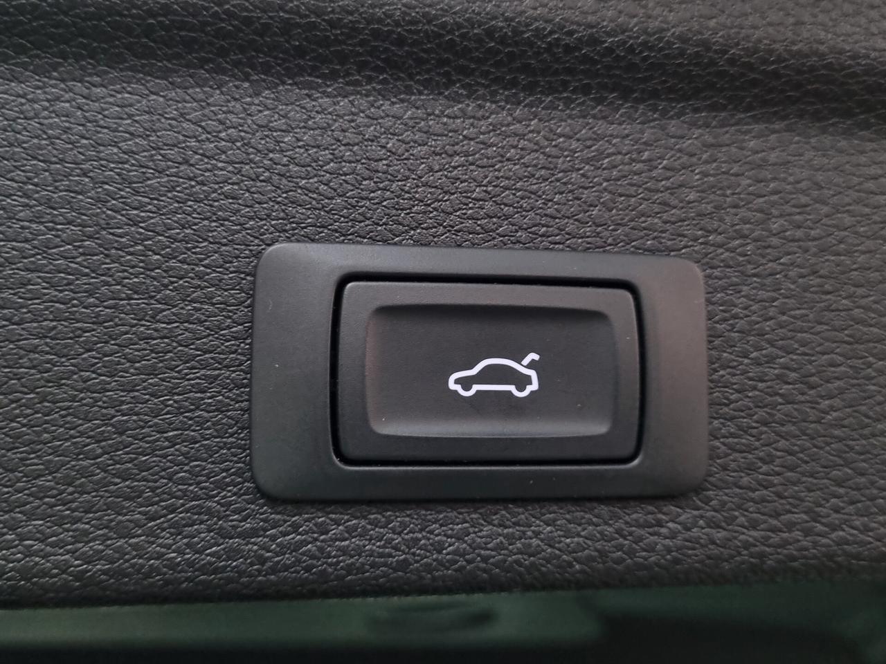 Audi Q3 SPORTBACK 35 TDI S tronic line edition