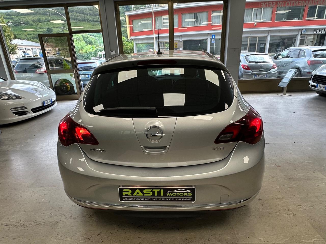 Opel Astra 1.7 CDTI 110CV 5 porte Cosmo