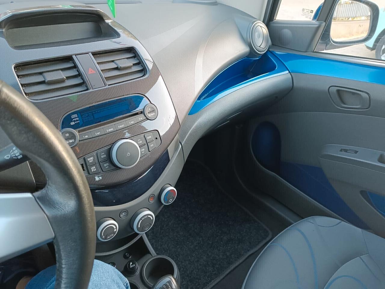 Chevrolet Spark 1.2 LT