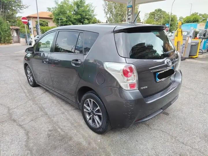 Toyota Verso 1.6 D-4D Active 7 posti