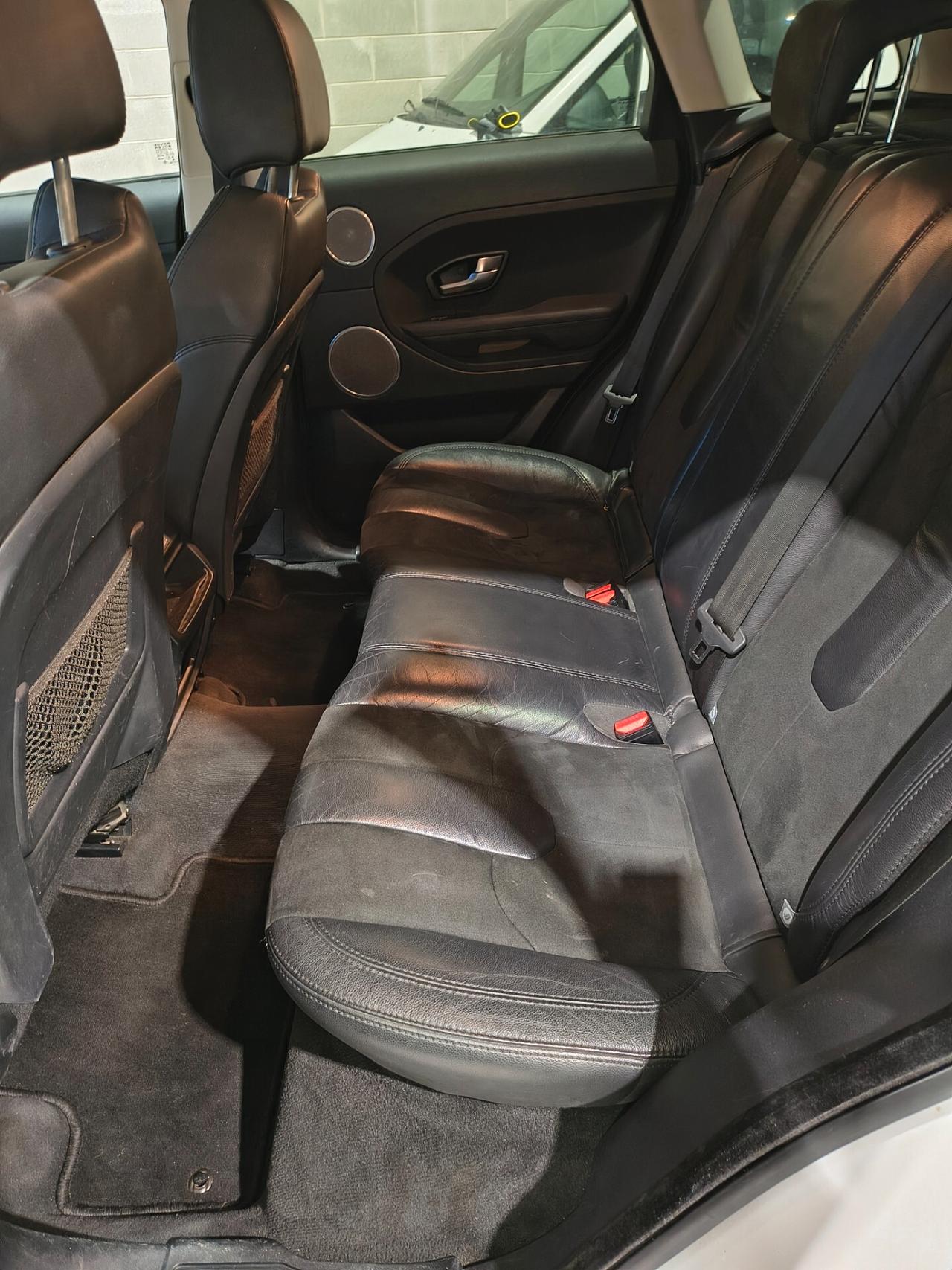 Land Rover Range Evoque 2.2 Sd4 5p. Pure