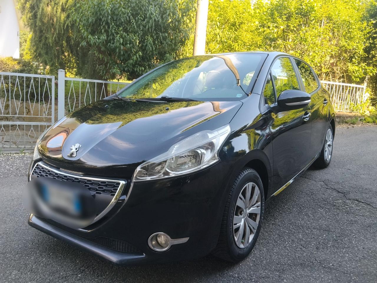 Peugeot 208 1.4 HDi 68 CV 5 porte Active