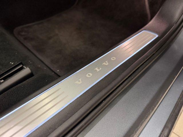VOLVO V90 D4 AWD Inscription//TETTO//LED//SEDILI RISC & VENT