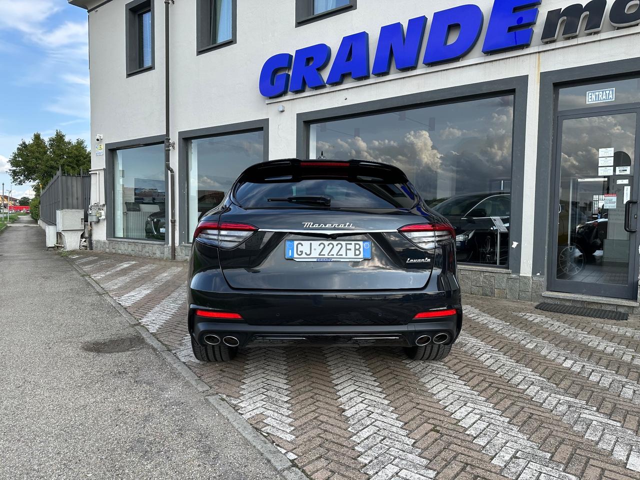 Maserati Levante V6 350 CV AWD Modena