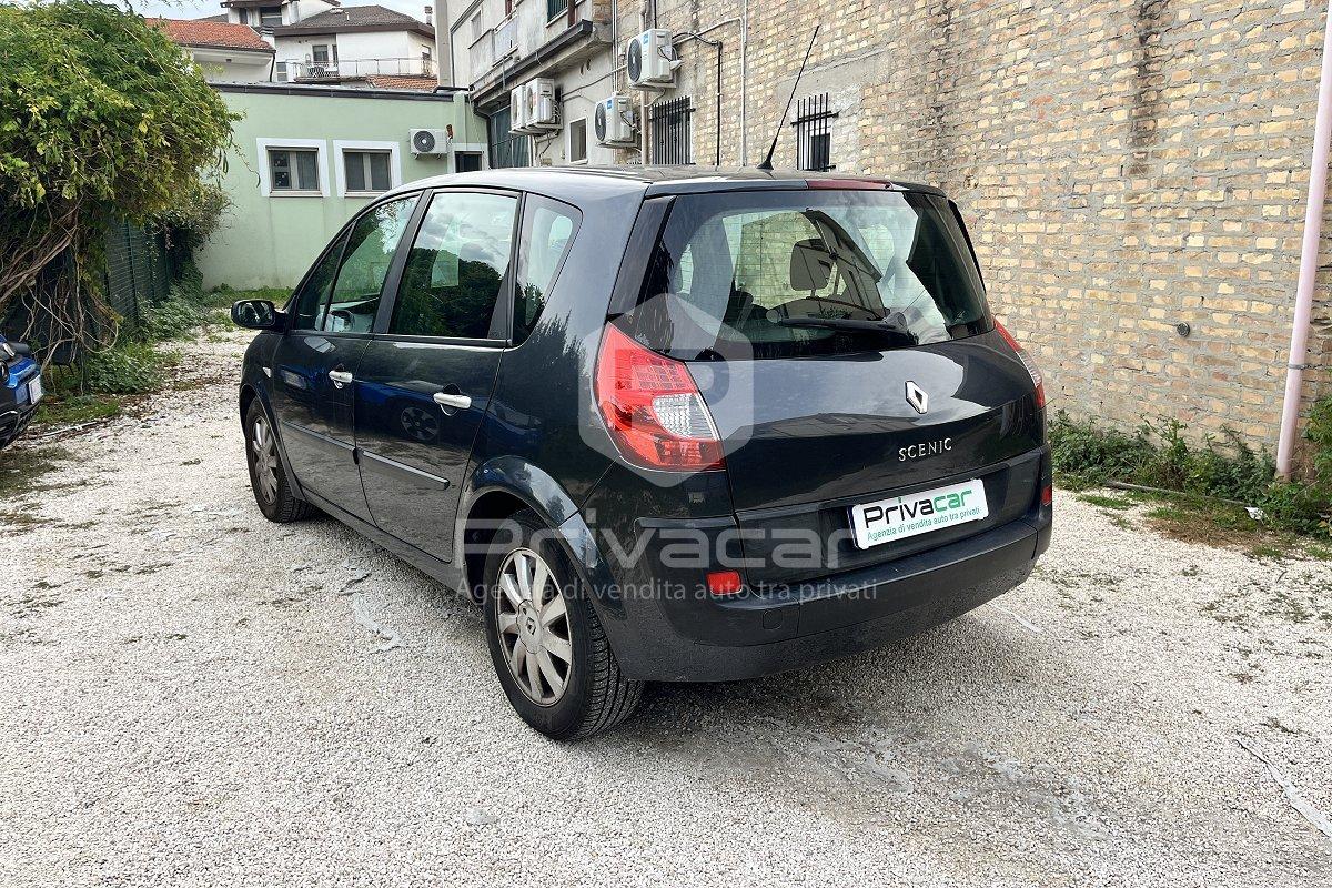 RENAULT Scénic 1.9 dCi/130CV