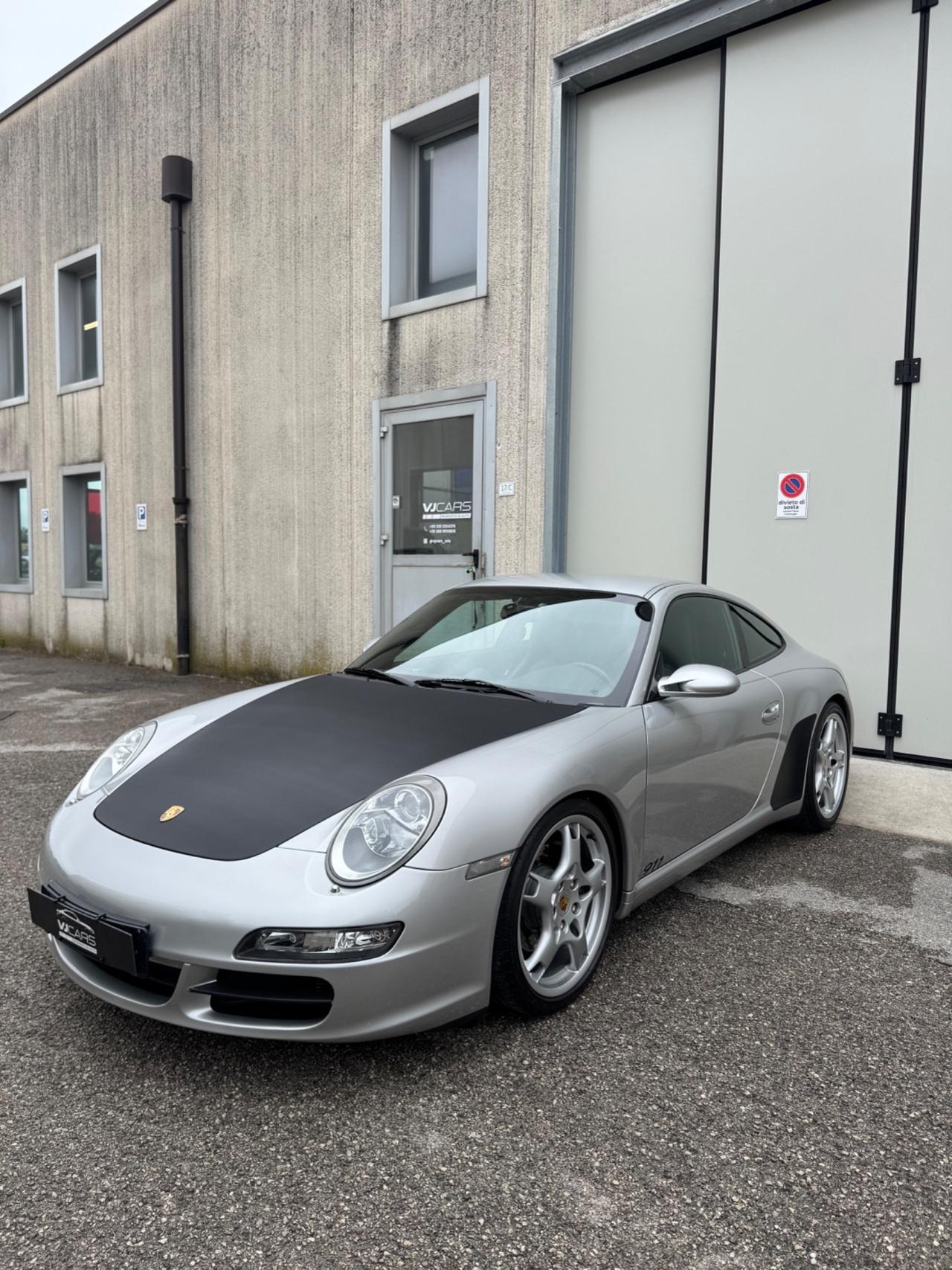 Porsche 911 997 Carrera Coupé sport chrono