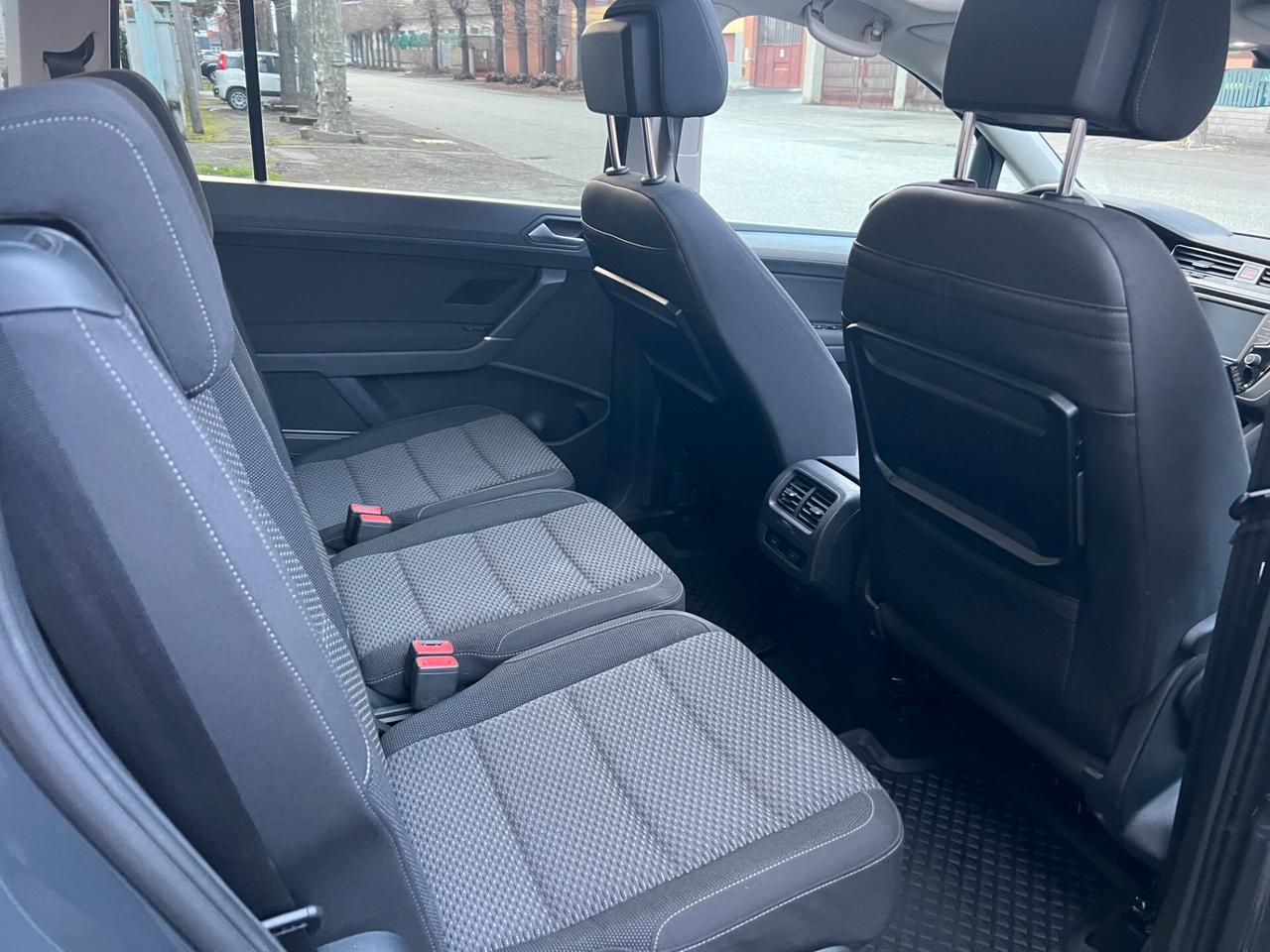 Volkswagen Touran 1.6 TDI 115 CV SCR DSG Highline BlueMotion Tech.