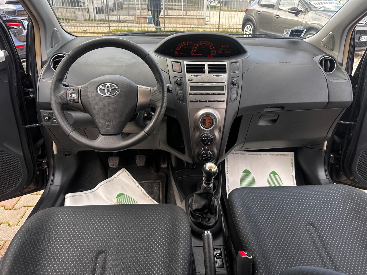 Toyota Yaris 1.3 5 porte Sol
