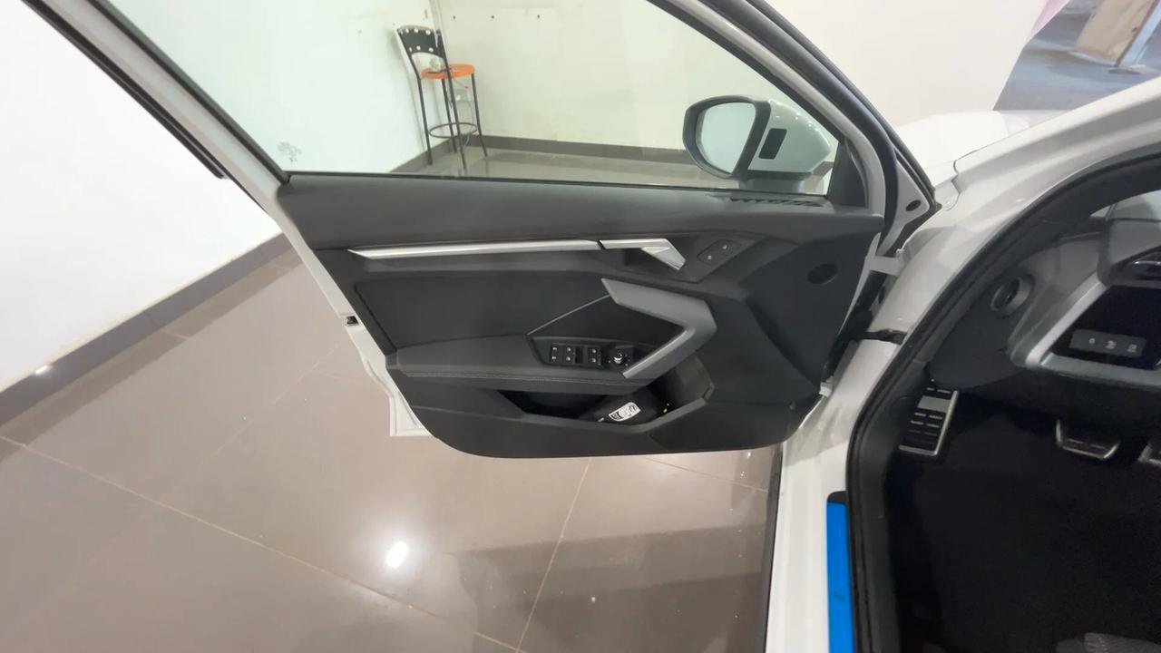 Audi A3 Sedan 35 TDI S tronic line edition