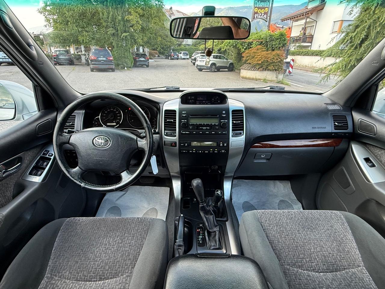 Toyota Land Cruiser 3.0 D-4D 16V cat 5 porte aut. Wagon