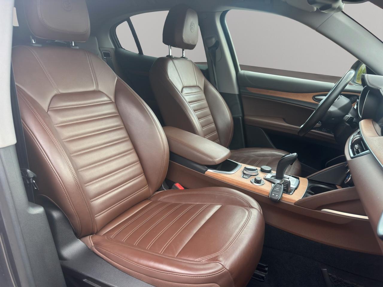 Alfa Romeo Stelvio 2.2 Turbodiesel 210 CV AT8 Q4 Veloce Tì