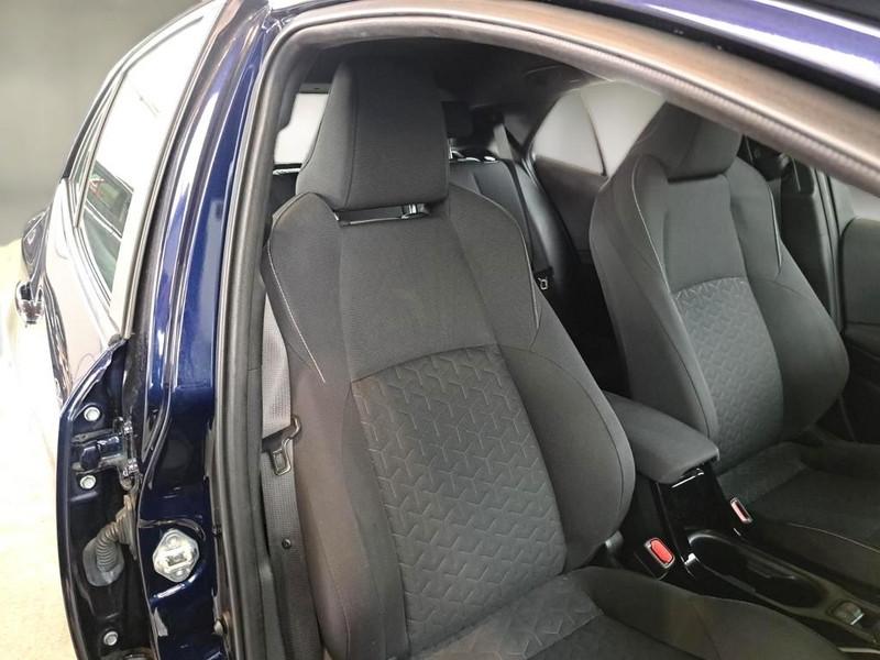 TOYOTA COROLLA 1.8 HYBRID BUSINESS AUTO 5 PORTE BERLINA