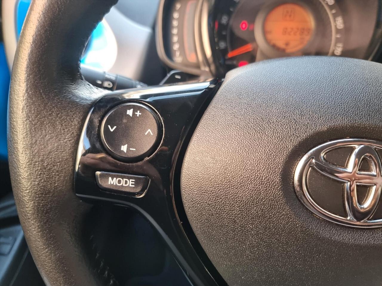 Toyota Aygo Connect 1.0 VVT-i 72 CV 5 porte x-fun MMT AUTOMATICA