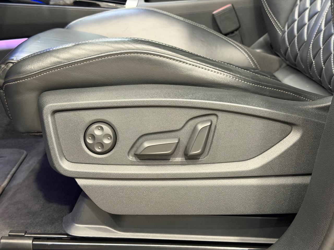 Audi Q5 SQ5 SPB TDI quattro tiptronic sport attitude