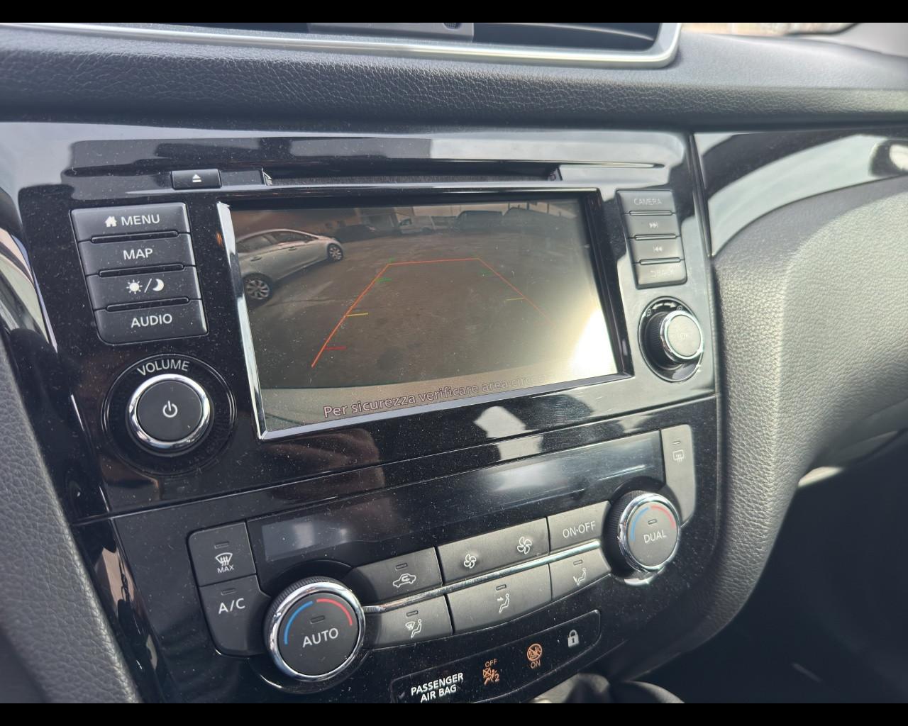 NISSAN Qashqai 1.5 dCi 115 CV Business AUTOCARRO