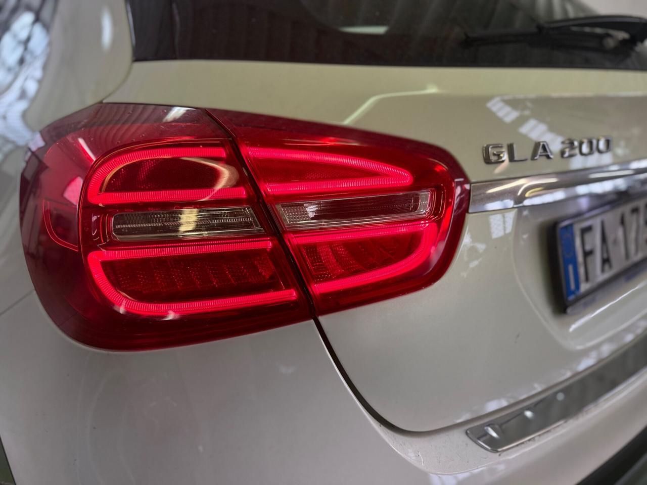 Mercedes-benz GLA 200 Automatic Premium