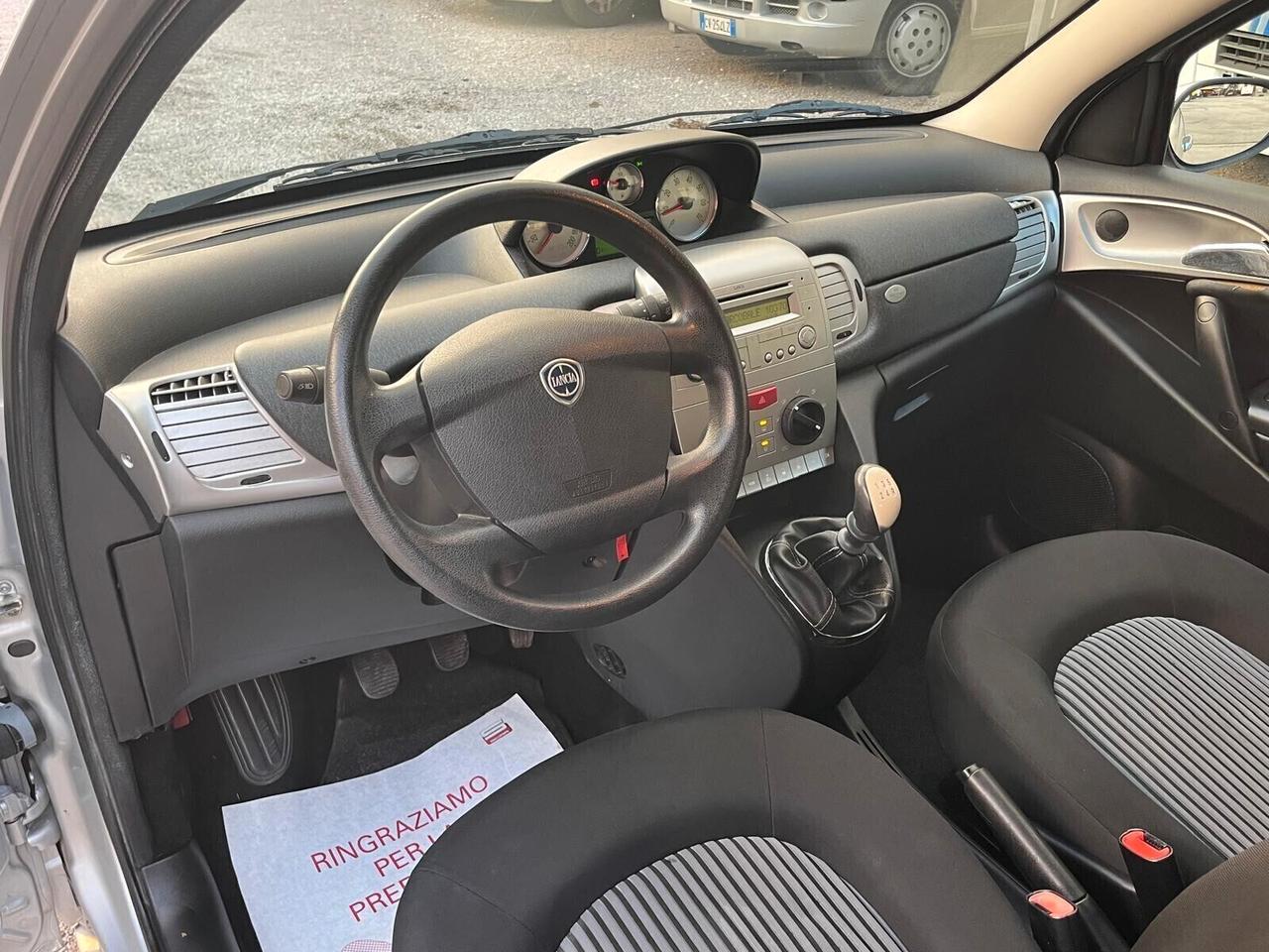 Lancia Ypsilon 1.2 60Cv Argento 80.000KM NUOVISSIMA