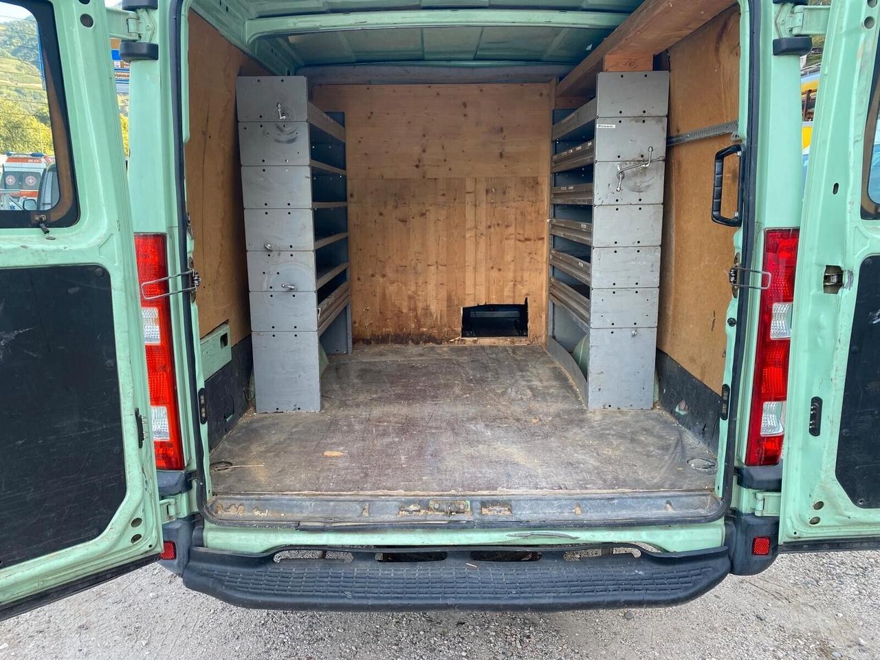 Furgone Iveco Daily 7 posti