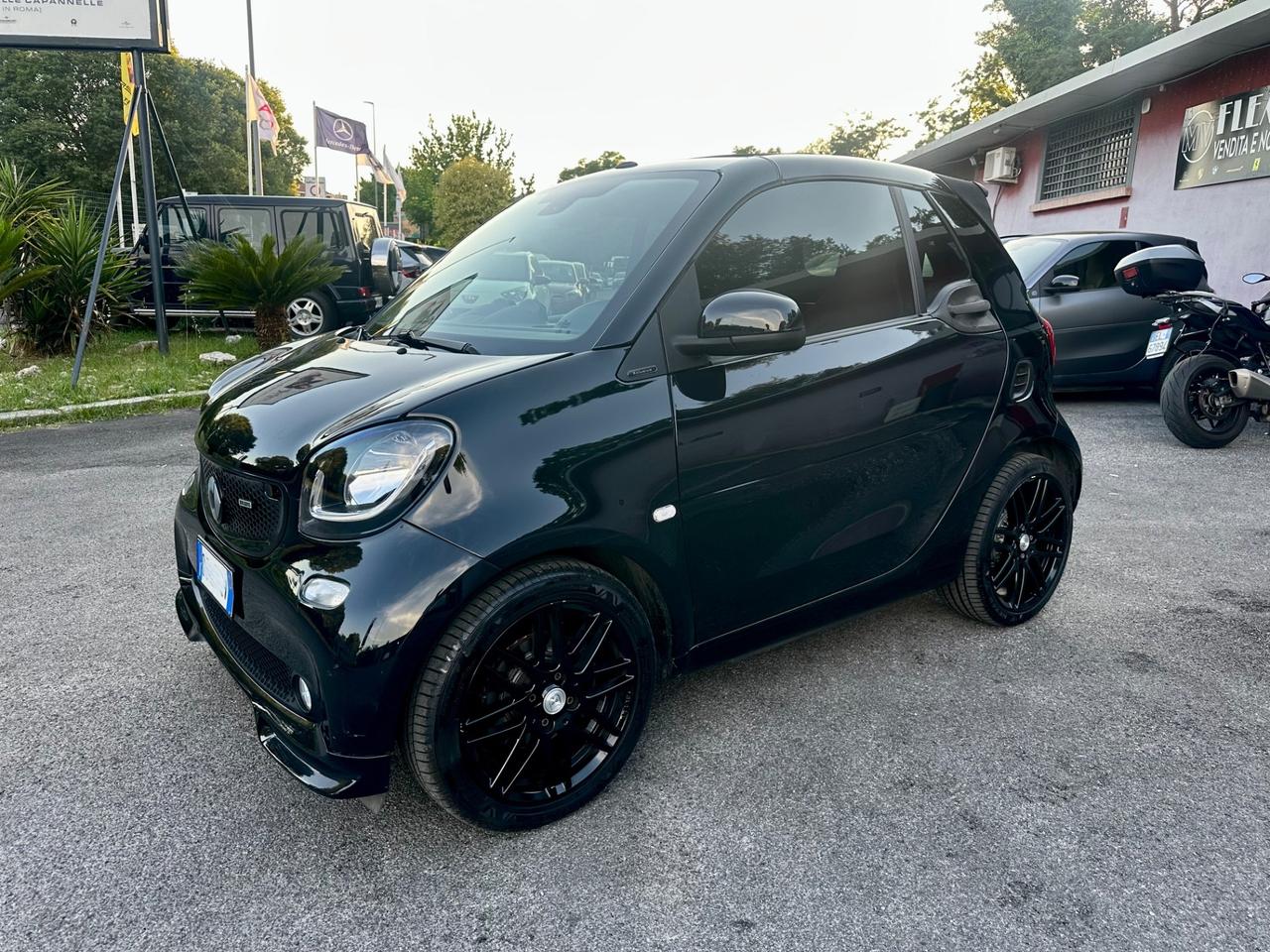 Smart ForTwo BRABUS 0.9 Turbo twinamic cabrio Xclusive BLACK NIGHT Permute Rate Garanzia