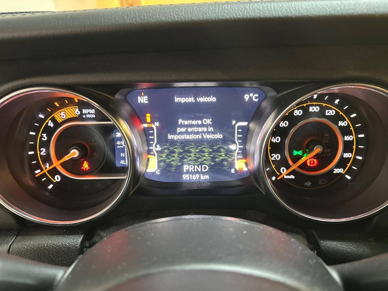 Jeep Wrangler Unlimited 2.2 mjt II Sahara