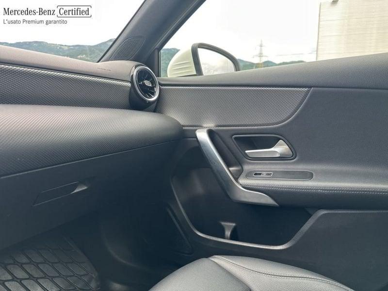 Mercedes-Benz Classe A A 180 D SPORT AUTO