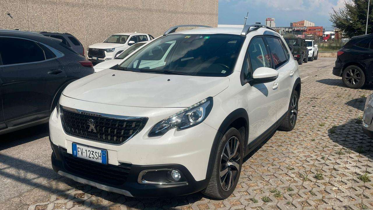 Peugeot 2008 BlueHDi 100 Allure