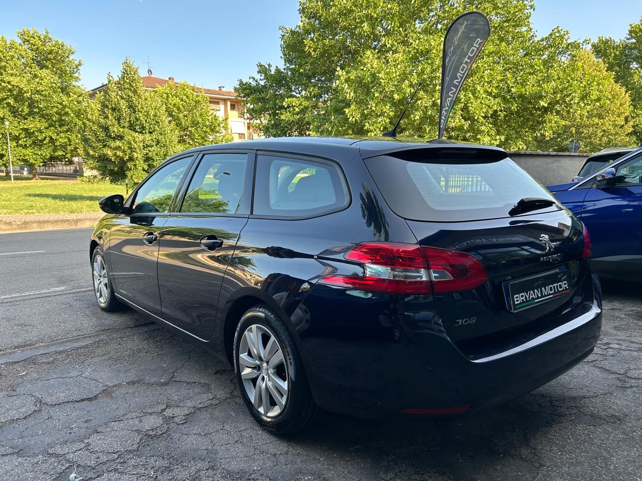 Peugeot 308 BlueHDi 130 S&S EAT6 SW Business