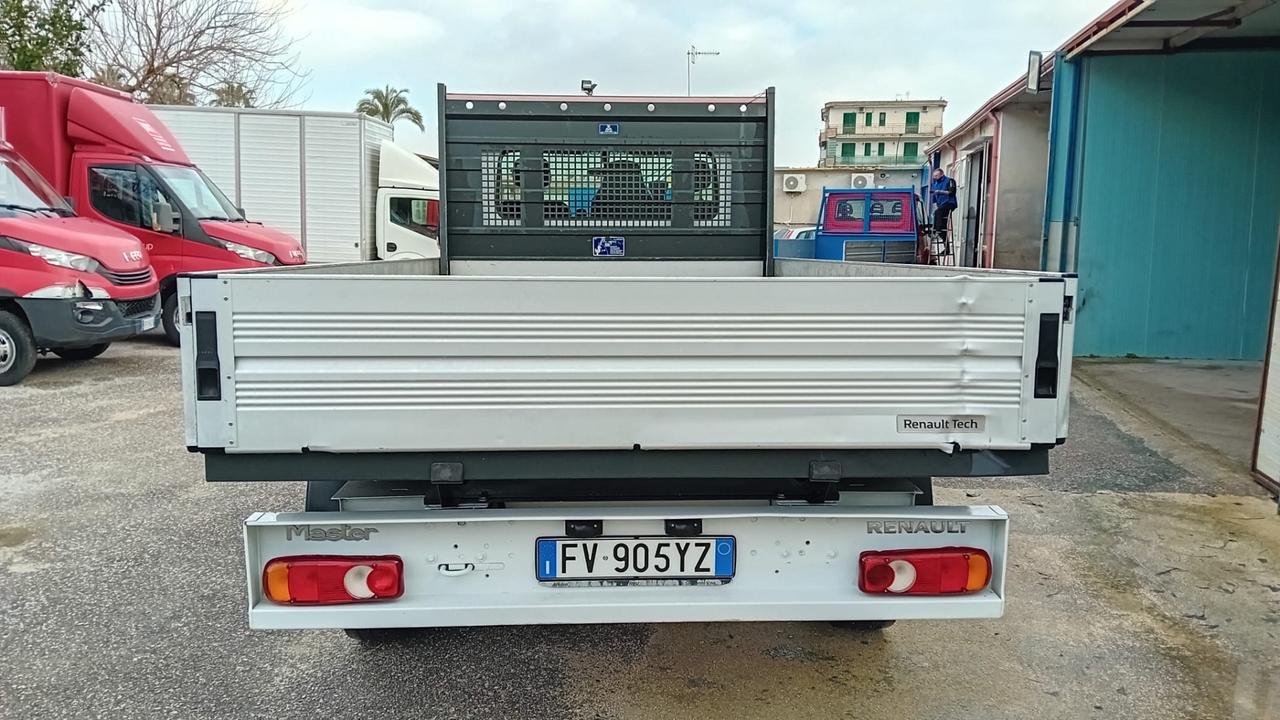 Renault master 2.3 dci cassone fisso -2019