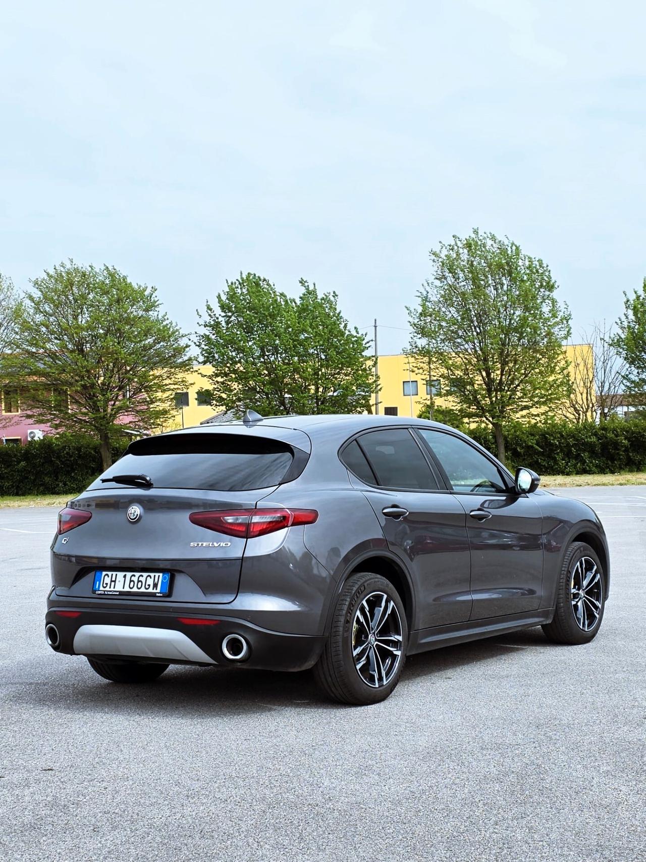 Alfa Romeo STELVIO 2.2 Diesel 190CV AT8 Q4