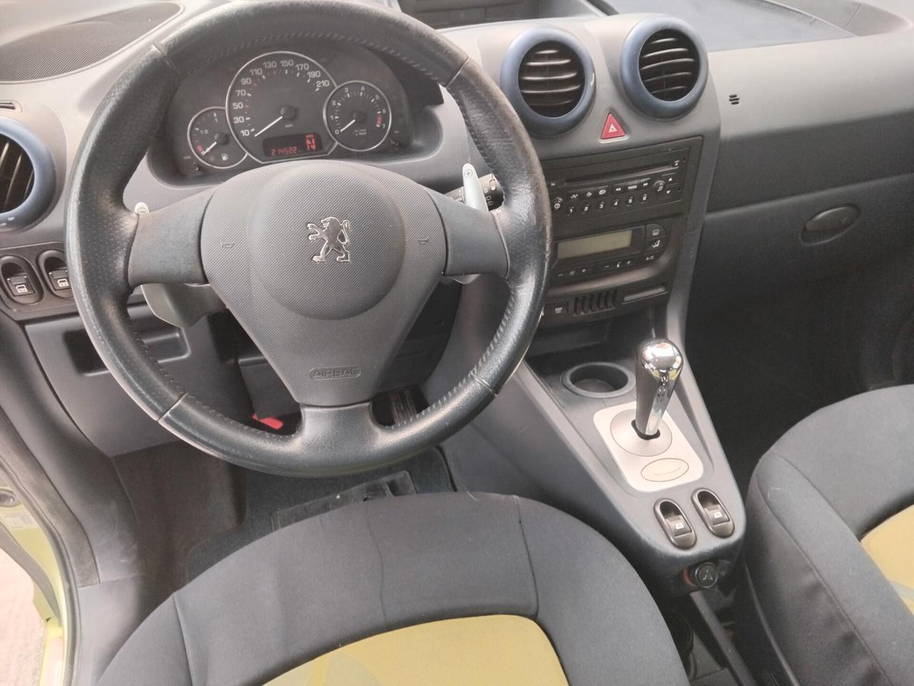 PEUGEOT 1007 TRENDY NEANCHE UN GRAFFIO