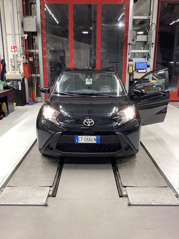 Toyota Aygo X 1.0 VVT-i 72 CV 5 porte Active!OK NEO PATENTATI