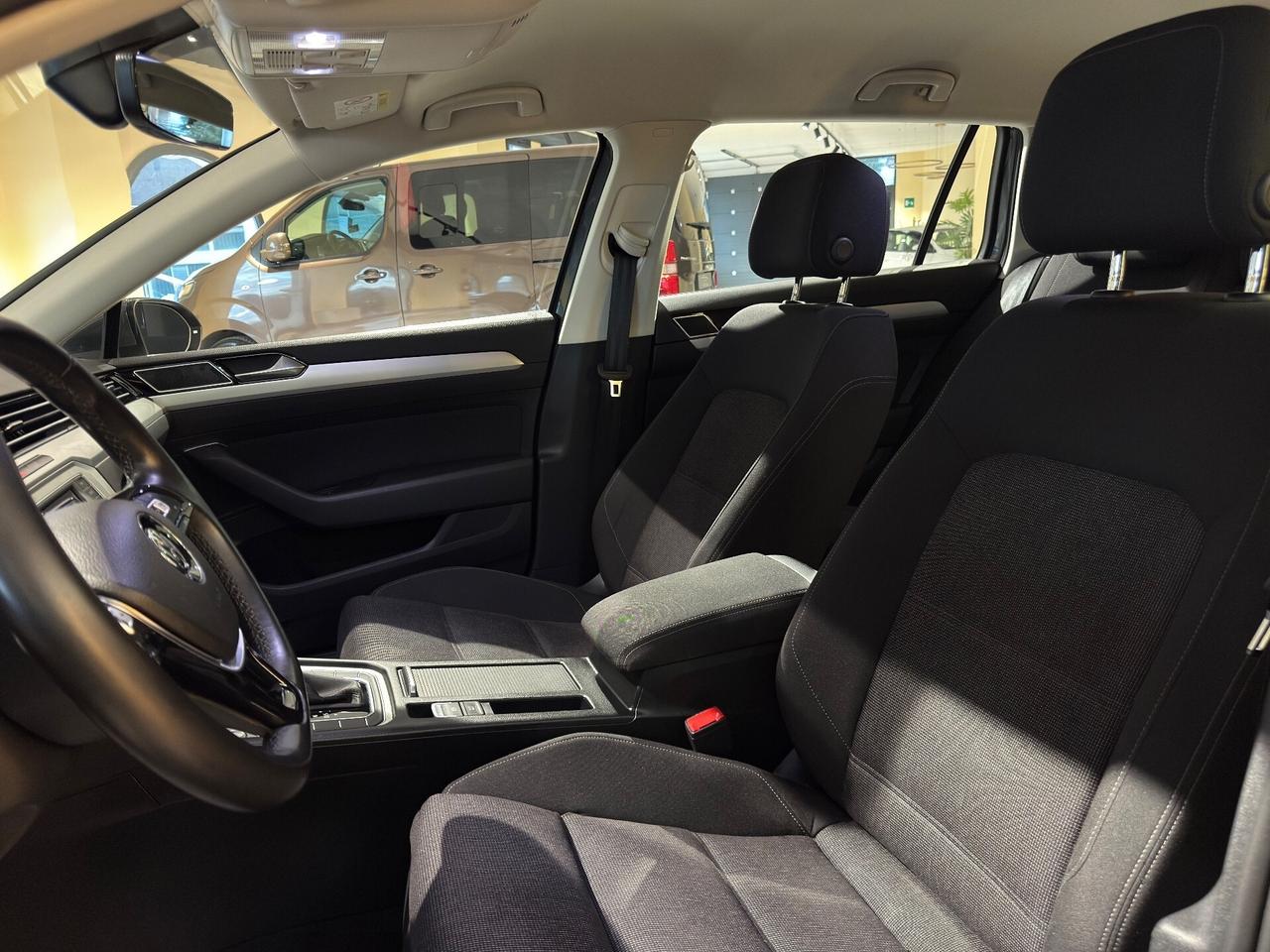 Volkswagen Passat Variant 2.0 TDI DSG Highline Blu