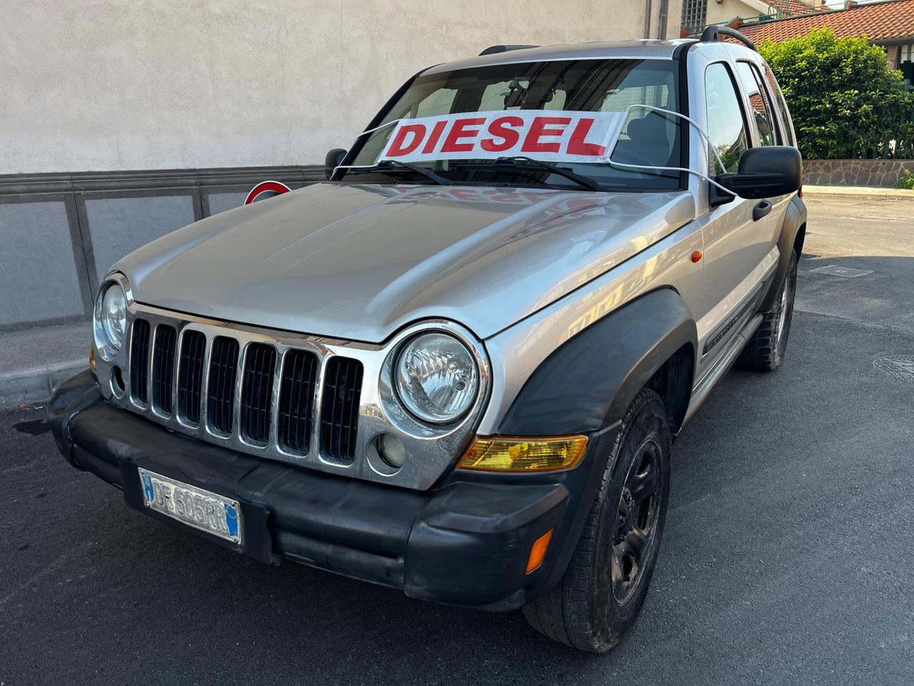 Jepp cherokee 2.8 Diesel 4x4 Automatico Anno 2007
