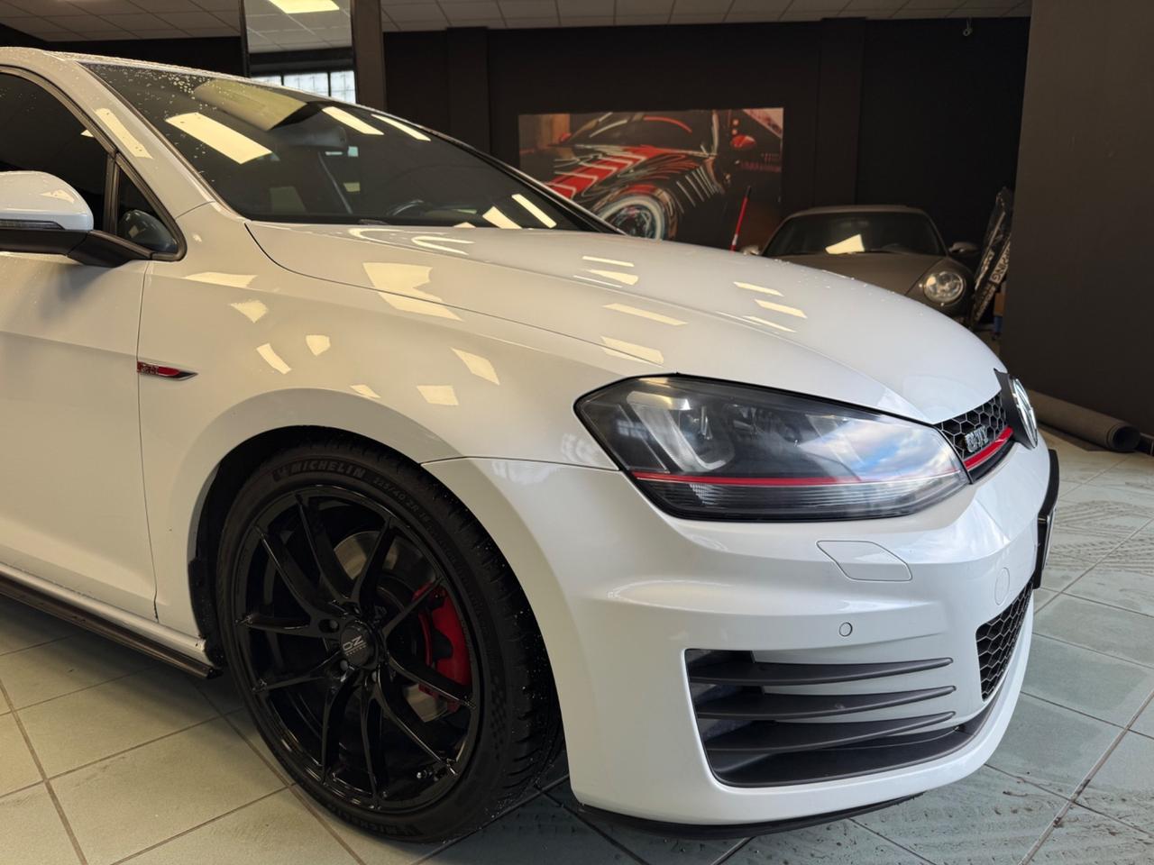 Volkswagen Golf GTI 2.0 TSI DSG 5p. Stage3 350cv