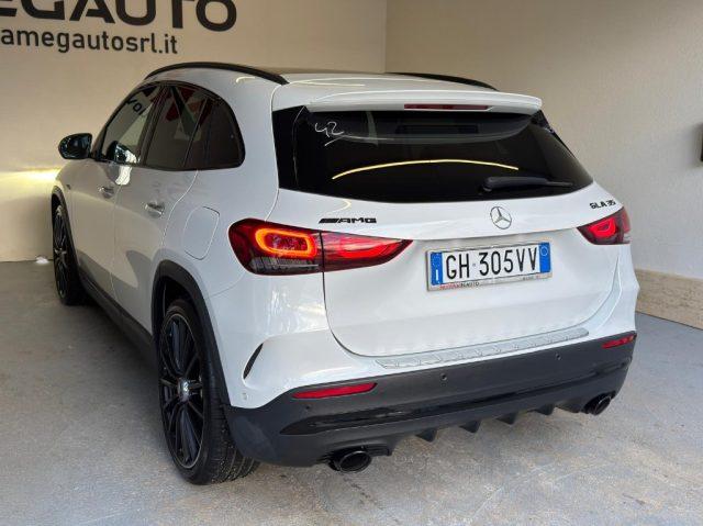 MERCEDES-BENZ GLA 35 AMG 35 4Matic AMG