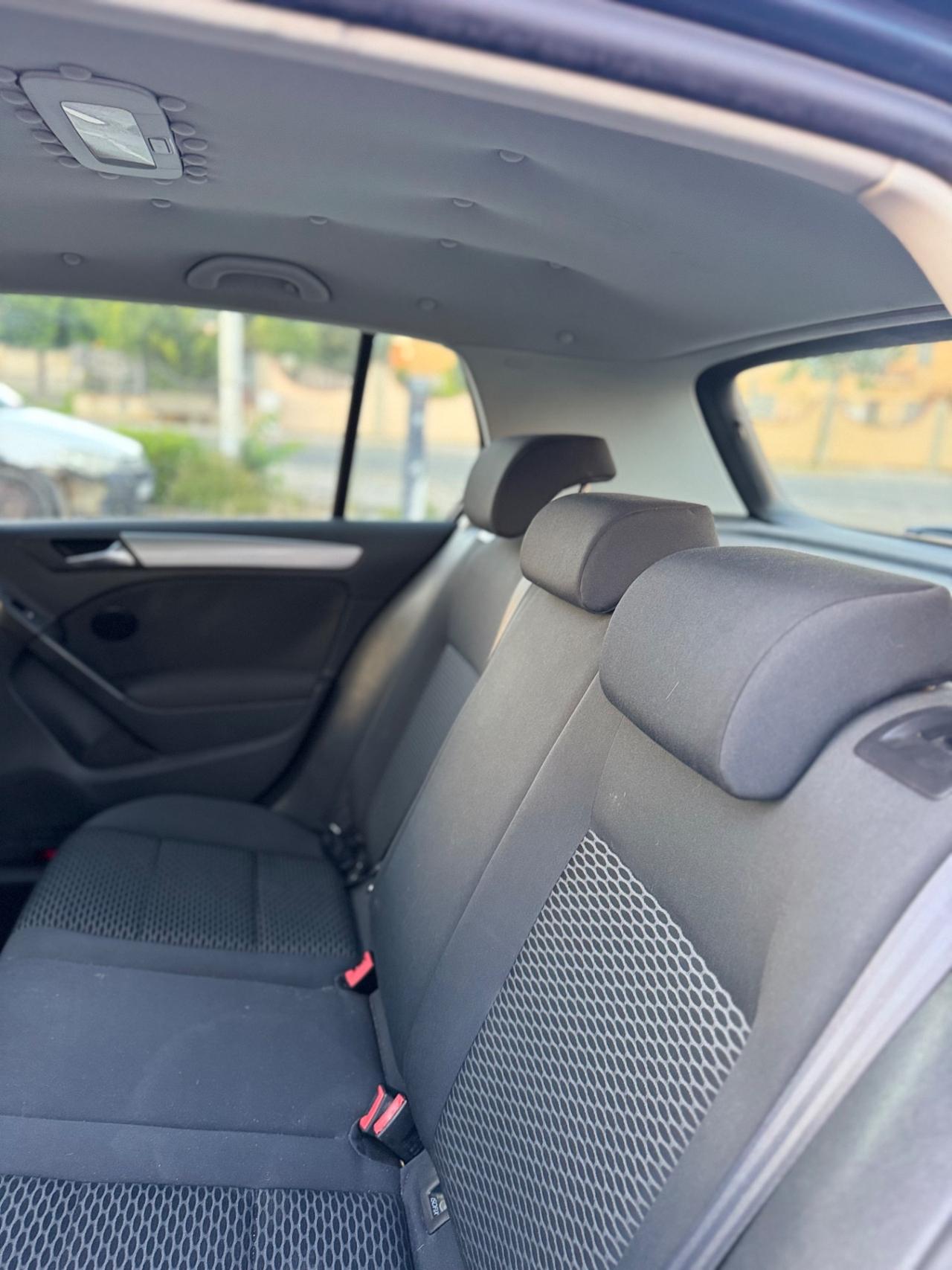 Volkswagen Golf 2.0 TDI 140CV DPF DSG 5p. Highline