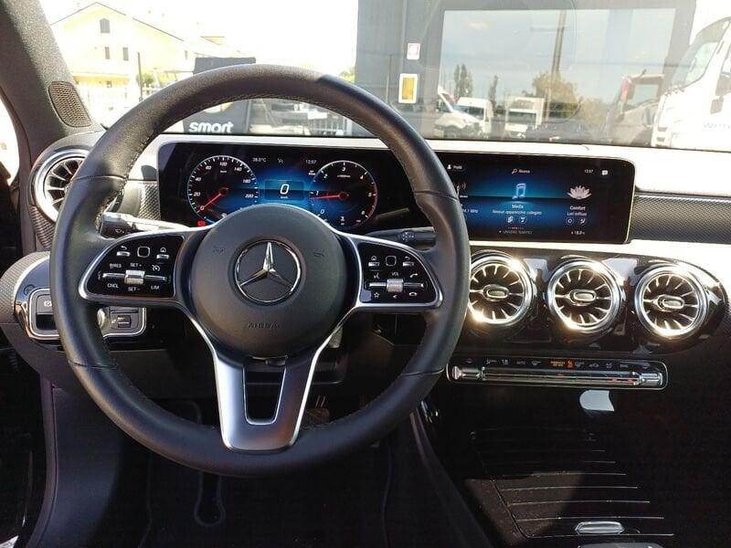 Mercedes-Benz Classe A A 180 d Automatic Sport NIGHT-EDITION