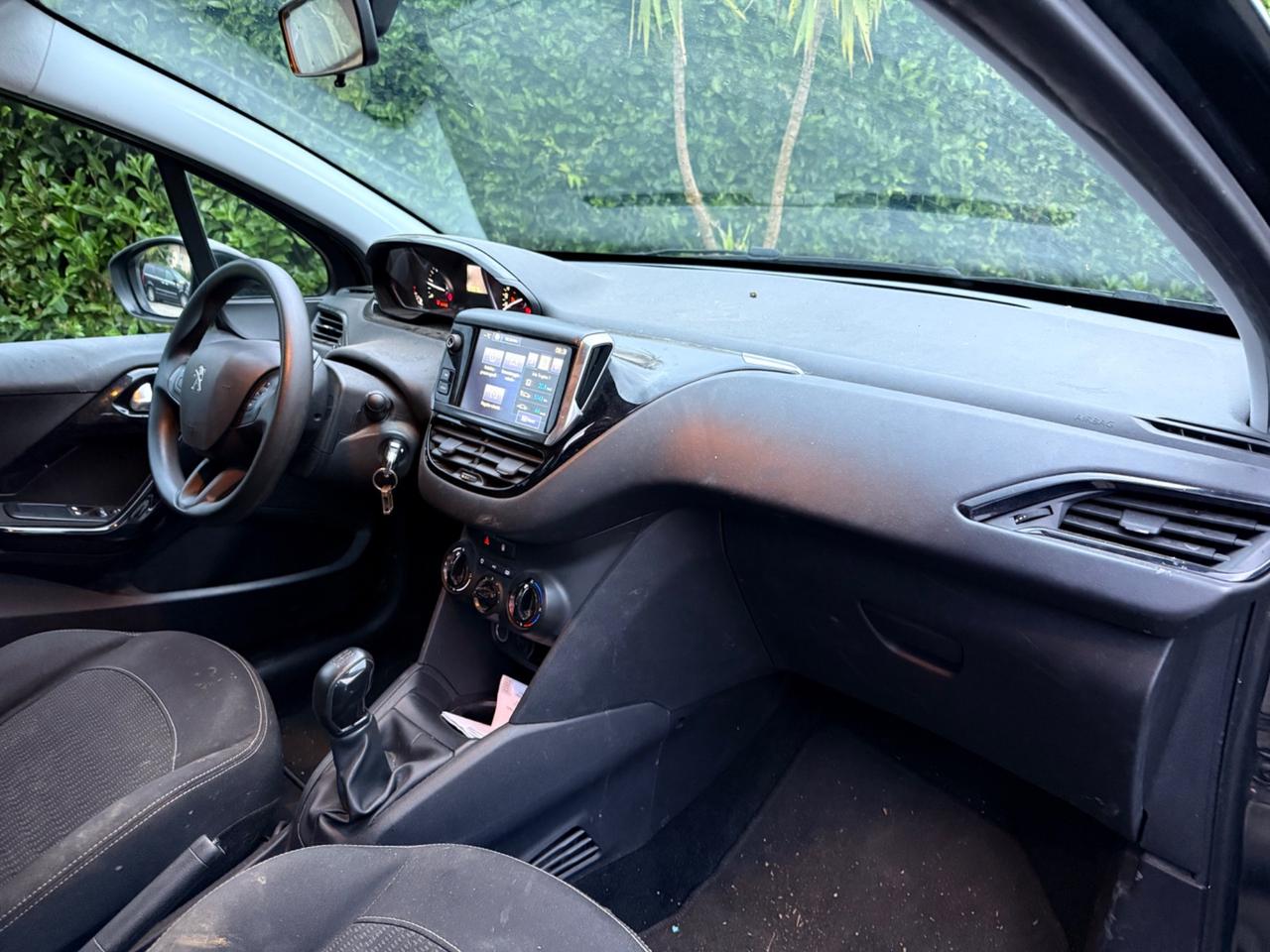 Peugeot 208 BlueHDi 75CV EURO6B INCIDENTATA