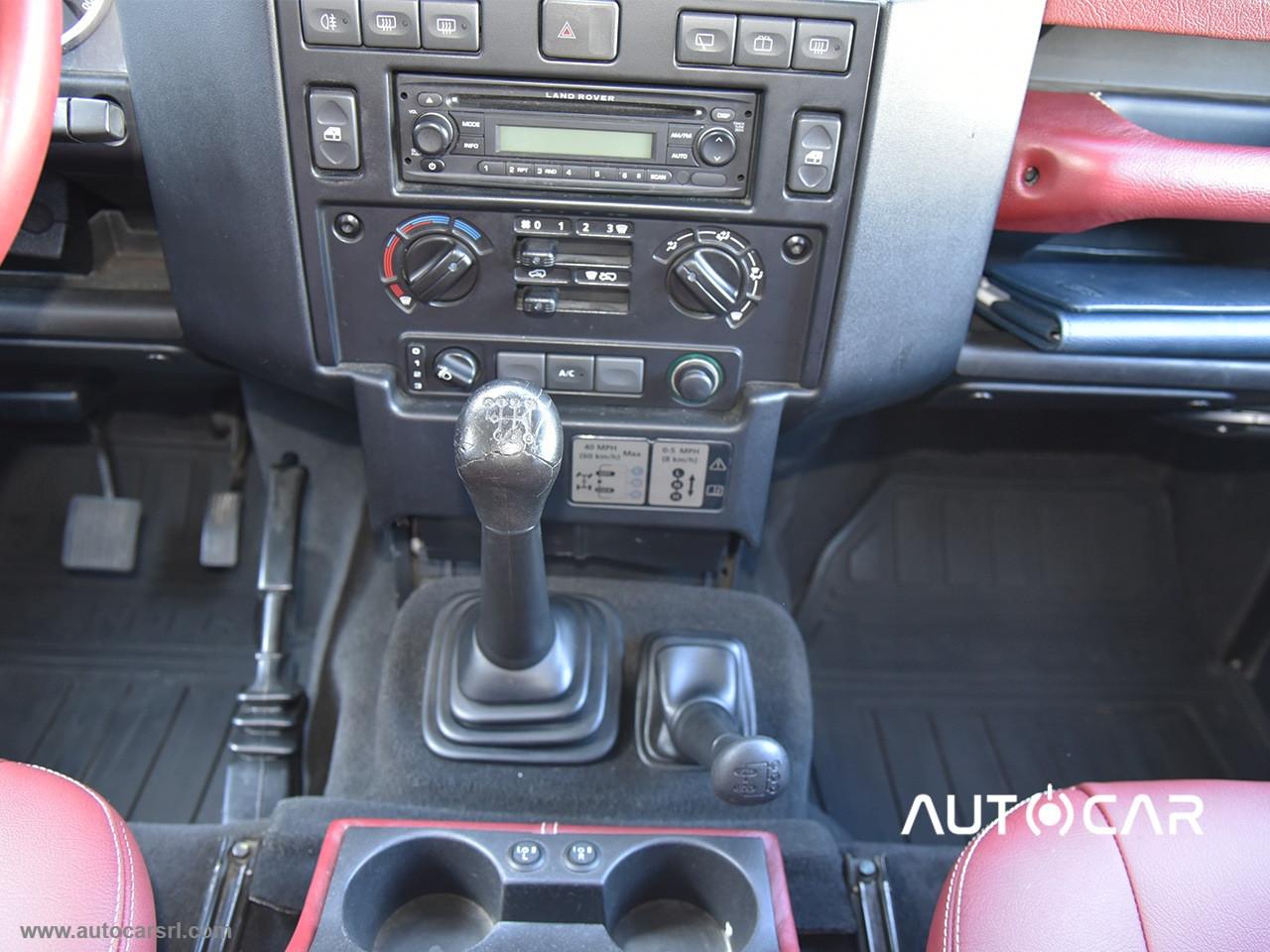 LAND ROVER Defender 110 2.2 TD4 Station Wagon