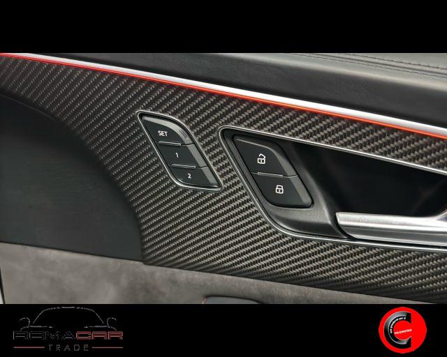 AUDI RS Q8 TFSI V8 quattro tiptronic