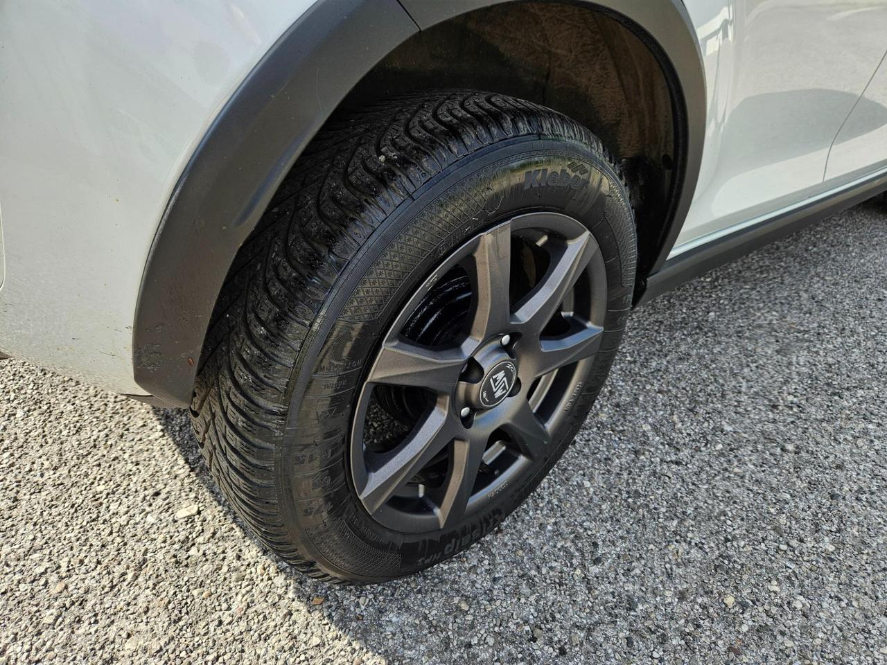 Suzuki Ignis 1.2h Top 4wd allgrip