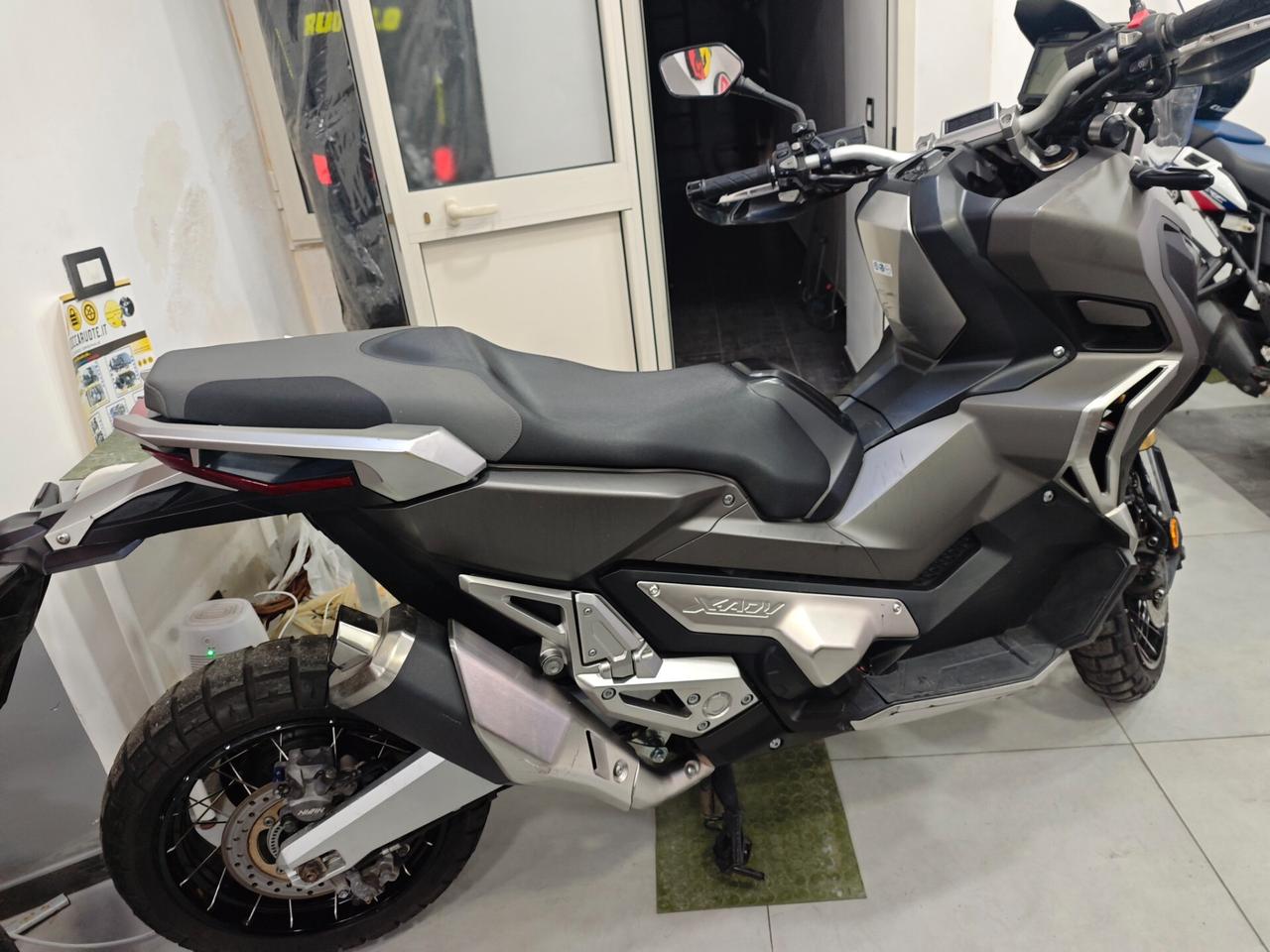 Honda X-ADV X adv