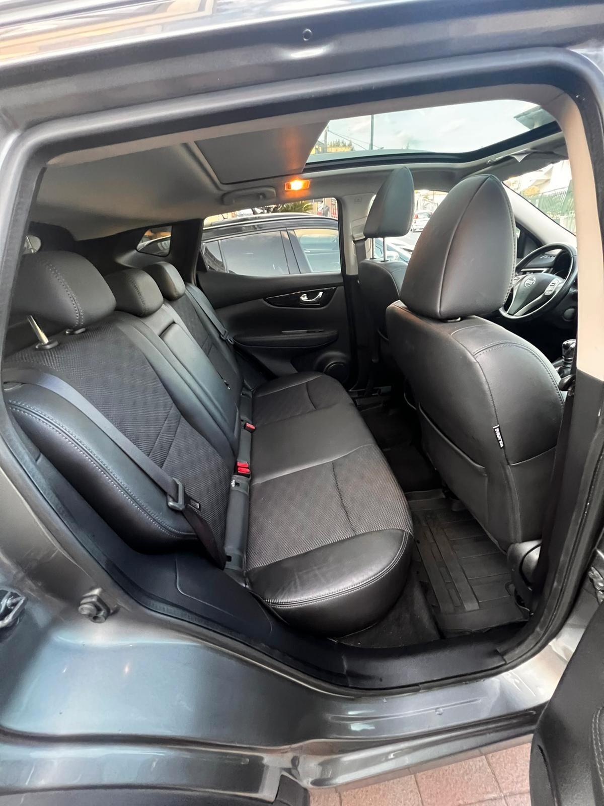 Nissan Qashqai 1.5 dCi N-Connecta