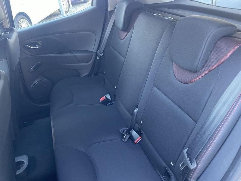 Renault Clio Clio 5p 1.2 Costume National 75cv+NAVI NEOPATENTATI