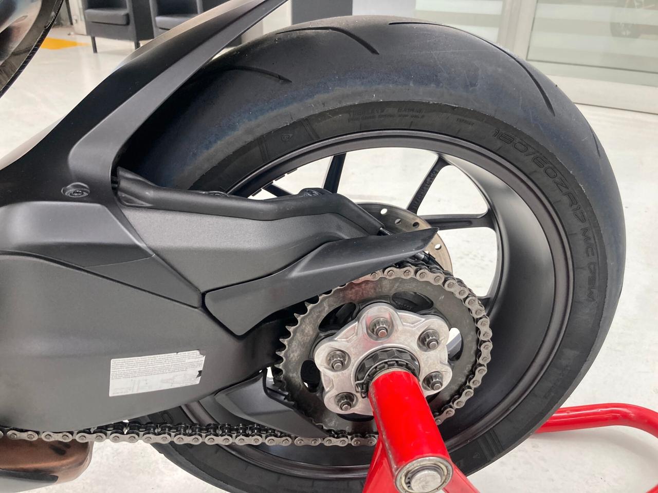 Ducati Panigale V2 baylis serie numerata