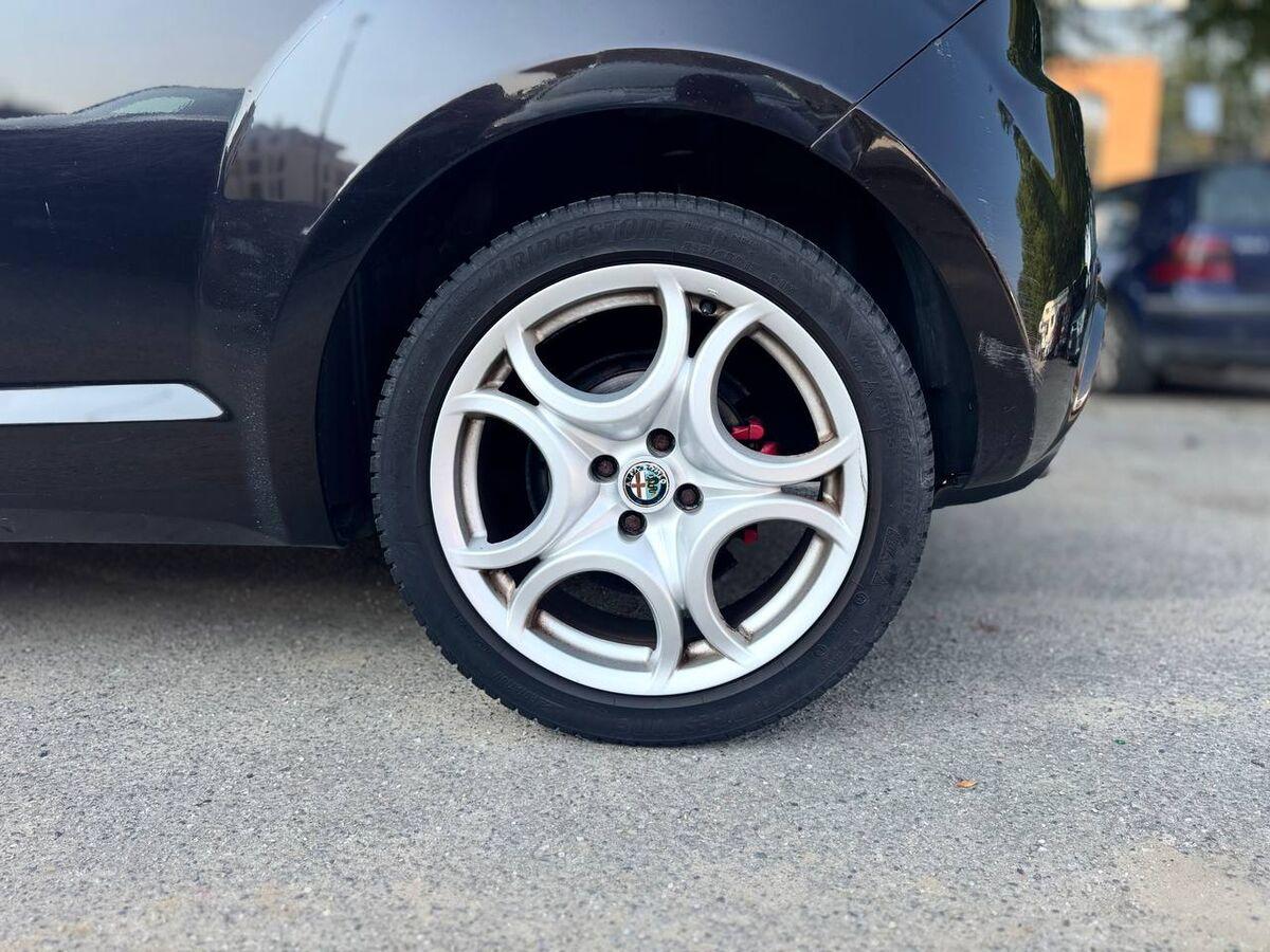Alfa Romeo MiTo 1.6 jtdm Distinctive sport pack 120cv